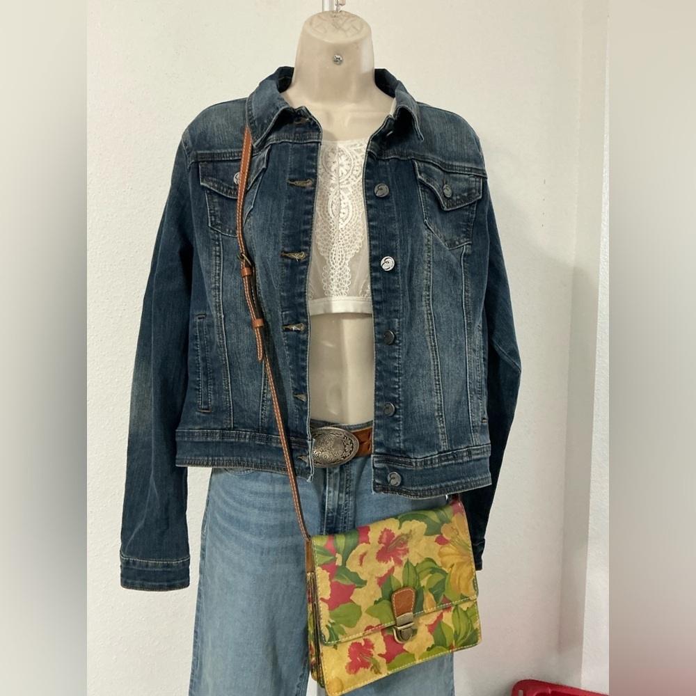 Earl Jean Embroidered Denim Jacket Size Medium